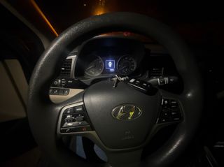 2018 Hyundai Elantra - Interior Steering Wheel With Keys Image